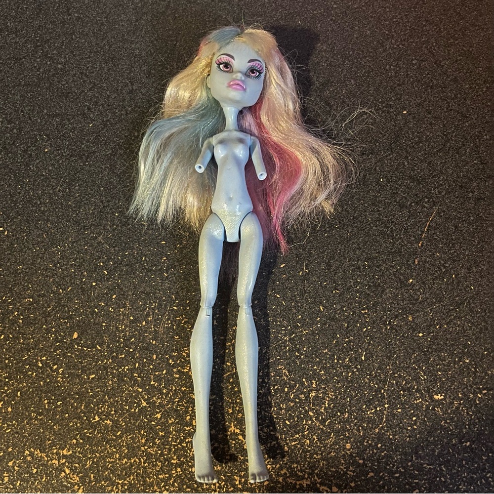 Monster High Abbey Bominable Doll